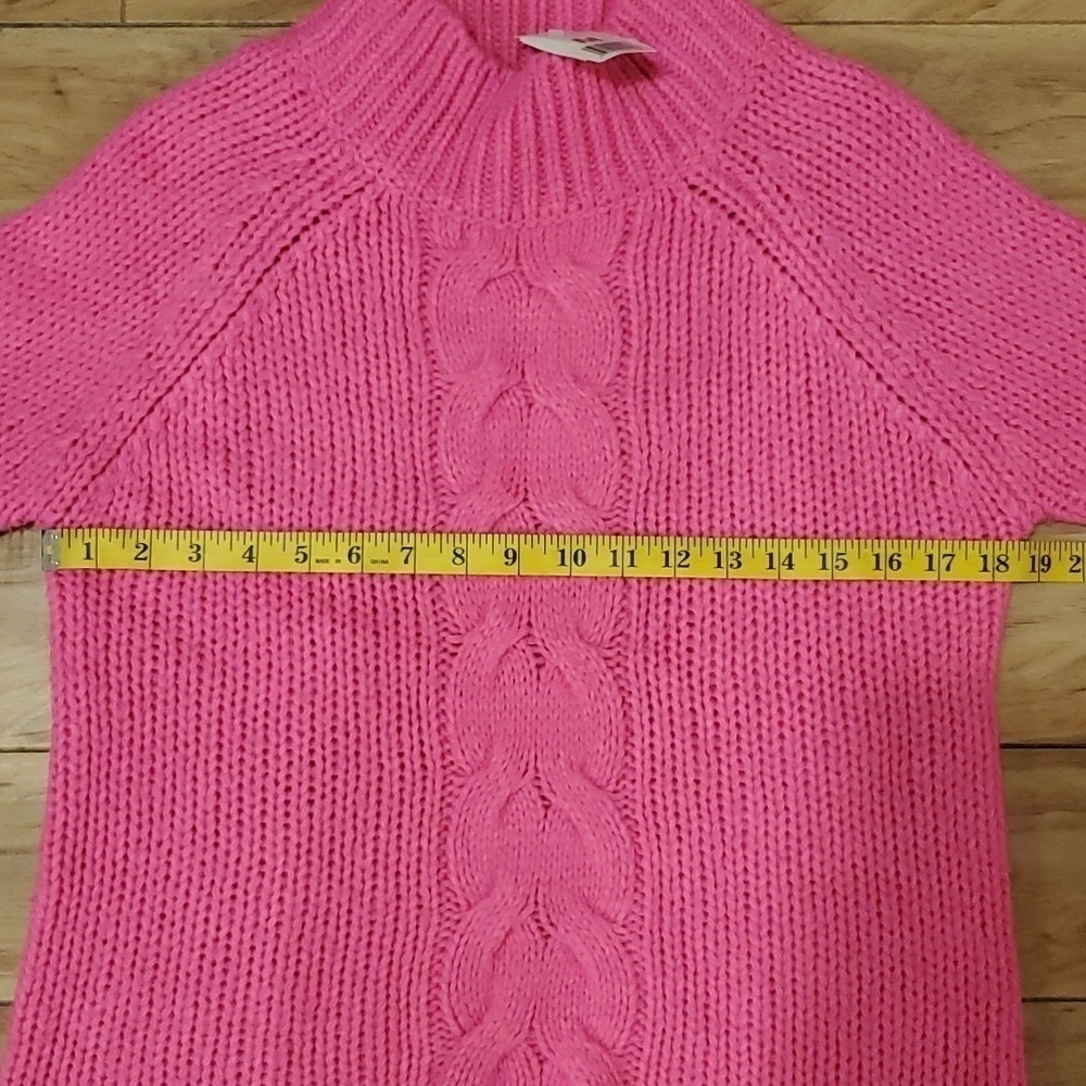 Aqua Cable Knit Balloon Sleeve Hot Pink Sweater - Picture 6 of 9